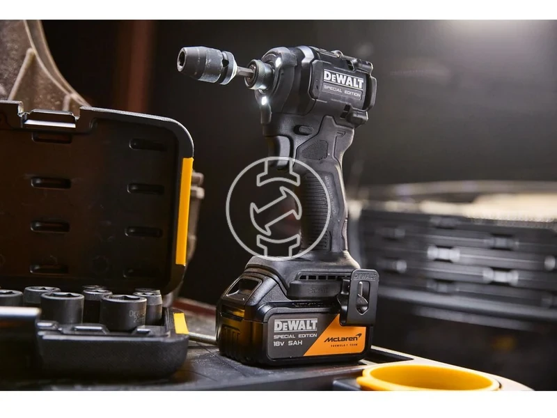 Kép: DeWalt DCF86MP1T-QW McLaren akkus utvecsavarozo bitbefogassal 1 x 5 Ah akku tolto_12.webp