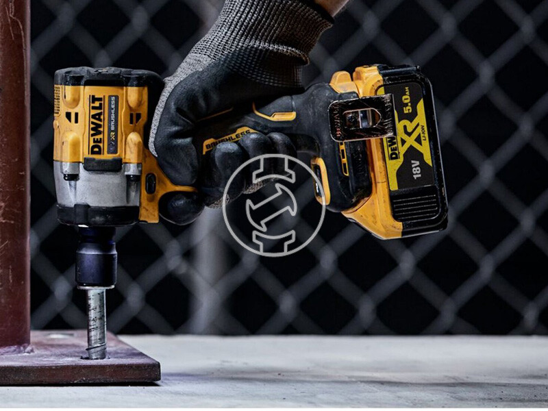 DeWalt DCF921P2T-QW akkus ütvecsavarozó