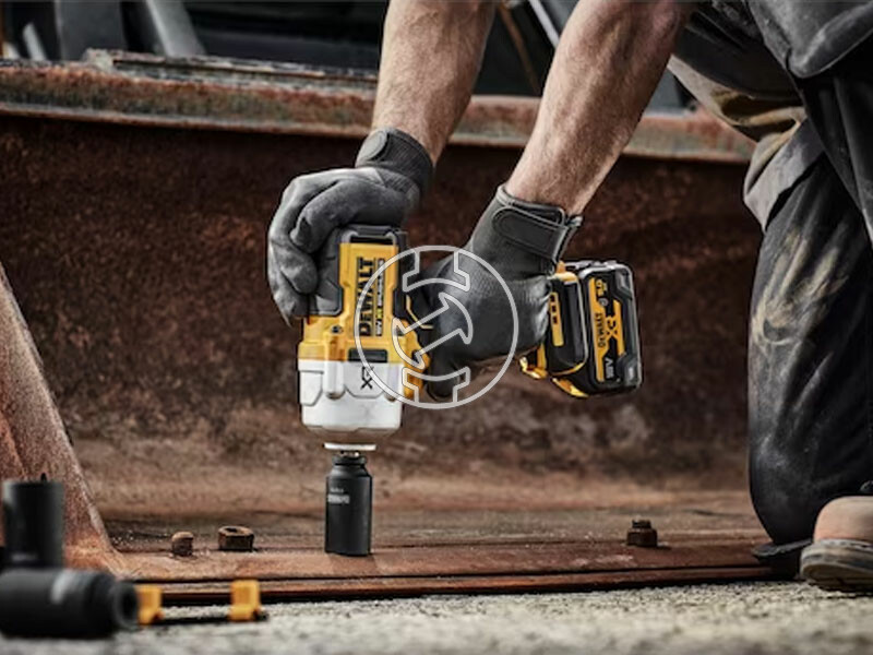 DeWalt DCF961NT-XJ akkus ütvecsavarozó + TSTAK 18V XR 1/2 inch
