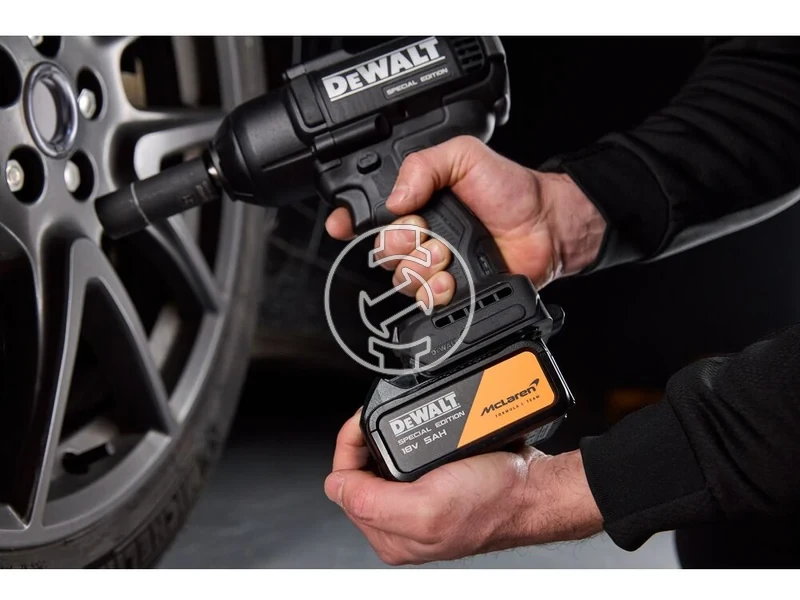 Kép: DeWalt DCF99MP2T-QW McLaren akkus utvefuro-csavarozo 12 inch 2 x 5 Ah akku  tolto_9.webp