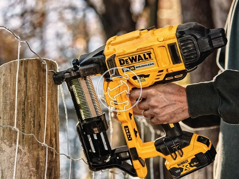 DeWalt DCFS950N-XJ akkus kerítés kapcsozó 18 V | 38 - 50 mm | Kapocs szélesség 12,3 mm | Szénkefementes | Akku és töltő nélkül | Kartondobozban