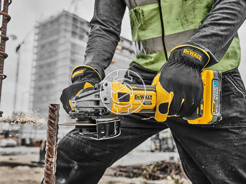 DeWalt DCG405H2T-QW akkus sarokcsiszoló TSTAK kofferben