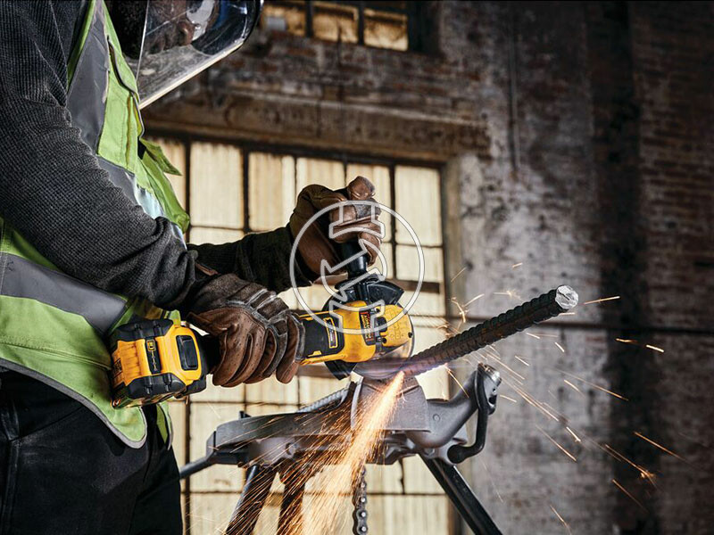 DeWalt DCG409VSN-XJ akkus sarokcsiszoló (akku és töltő nélkül)