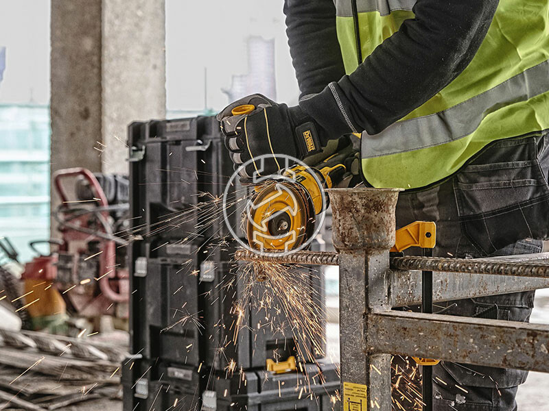 DeWalt DCG418NT-XJ akkus sarokcsiszoló