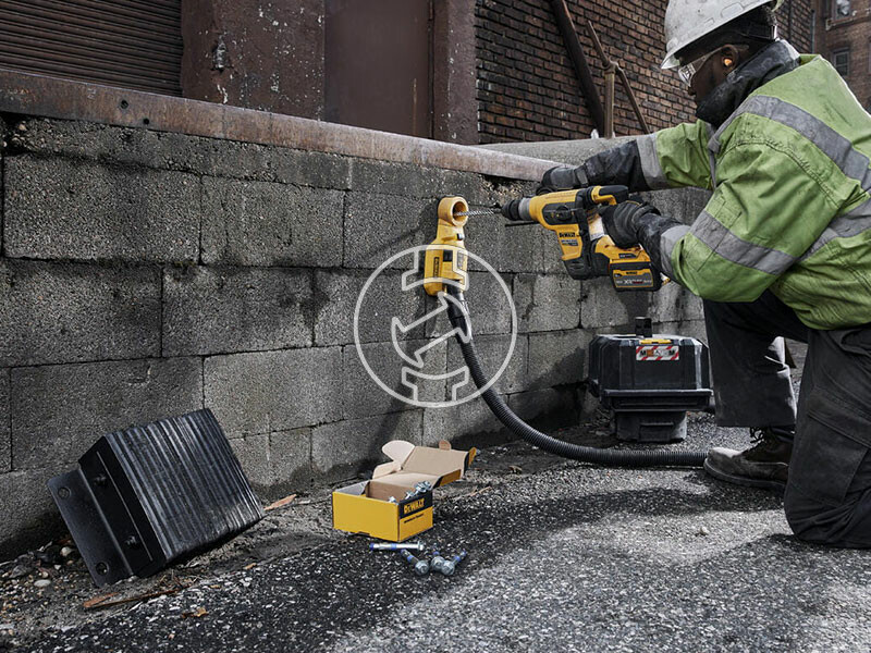 DeWalt DCH417X2-QW akkus fúrókalapács