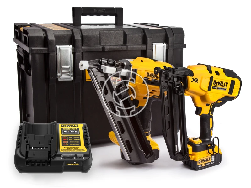 DeWalt DCK264P2-QW gépcsomag TSTAK kofferben