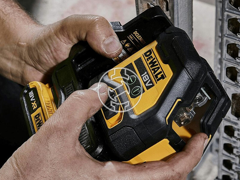 DeWalt DCLE34021D1-QW vonallézer 1x2Ah