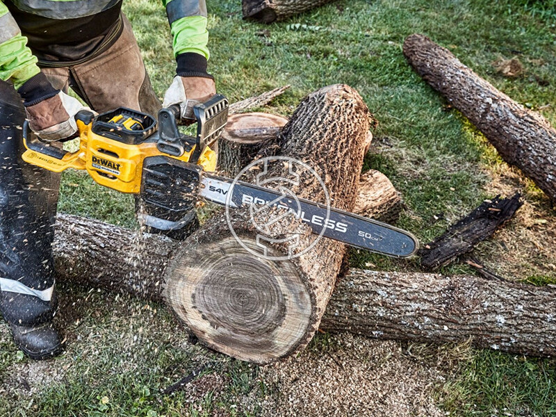 DeWalt DCMCS575N-XJ 54V akkus láncfűrész