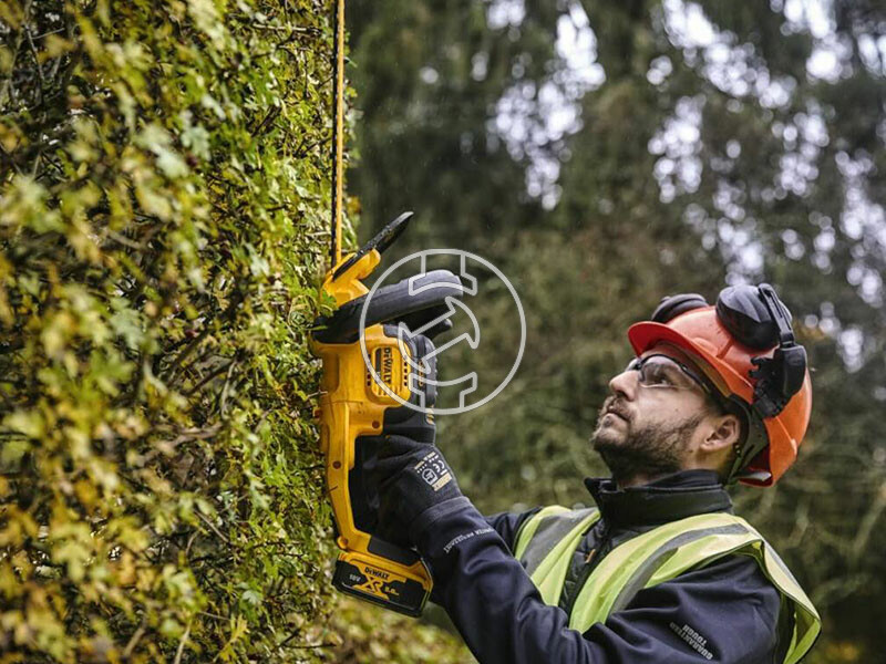 DeWalt DCMHT563N-XJ akkus sövényvágó