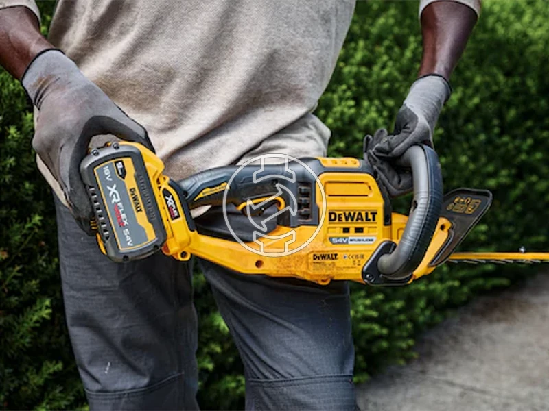 DeWalt DCMHT573N-XJ akkus sövényvágó