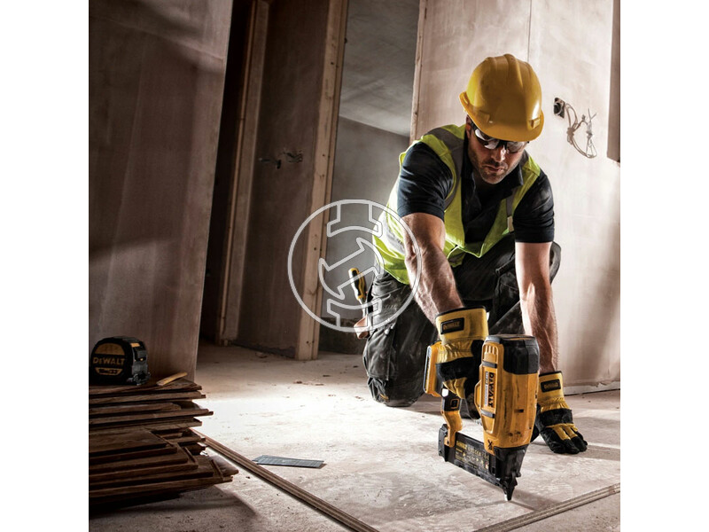 DCN680N dewalt_dcn680n_18v_18ga_brad_finish_nailer_bare_1