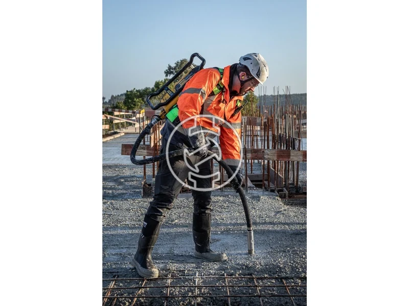 Kép: DeWalt DCPS310N-XJ POWERSHIFT akkus tuvibrator meghajto motor_12.webp