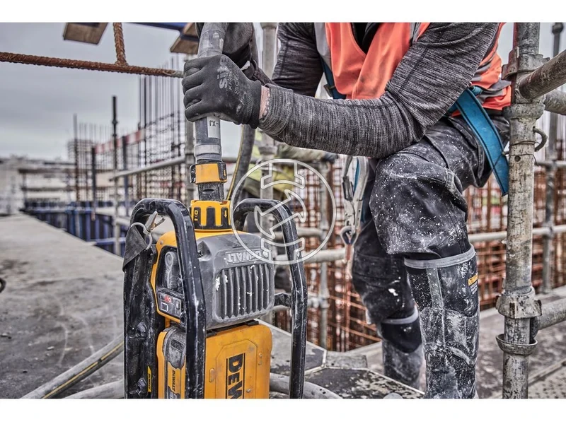 Kép: DeWalt DCPS320N-XJ POWERSHIFT akkus tuvibrator meghajto motor_15.webp