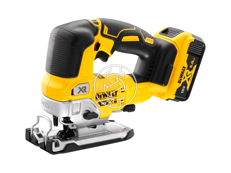 DCS334P2 dewalt_dcs334p2_qw_18v_xr_szenkefementes_akkus_dekopirfuresz_4