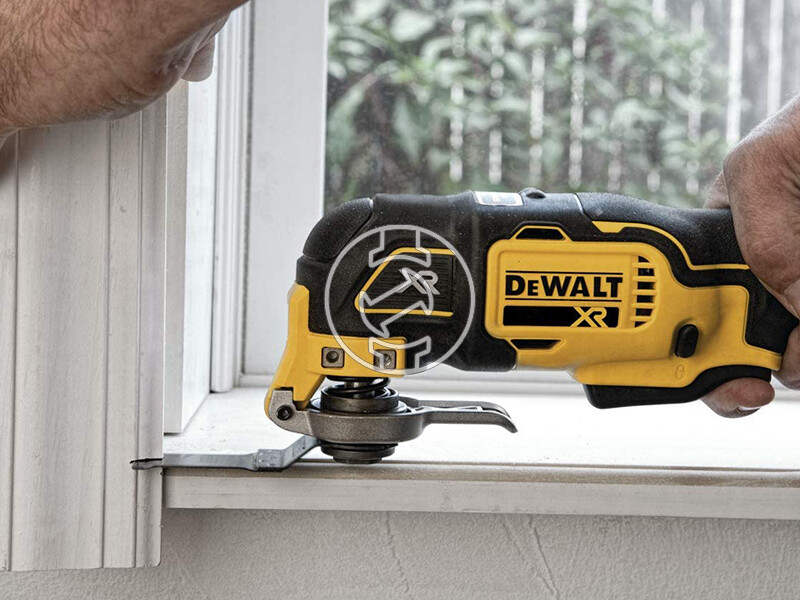 DeWalt DCS356E1T-XJ 18V akkus oszcilláló multigép