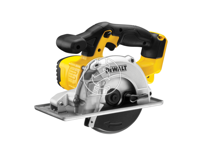 DCS373NT dewalt_dcs373nt_18v_xr_femvago_koruresz_tstak_kofferben_0