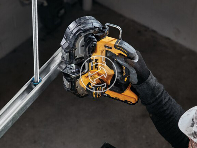 DeWalt DCS377NT-XJ akkus kézi szalagfűrész (akku és töltő nélkül)