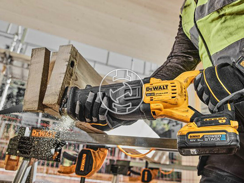 DeWalt DCS386H2T-QW akkus orrfűrész 2x5Ah, TSTAK