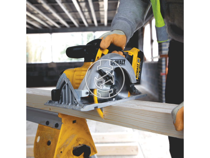 DCS391M2 dewalt_dcs391m2_akkus_180v_premium_korfuresz_55mm_es_2