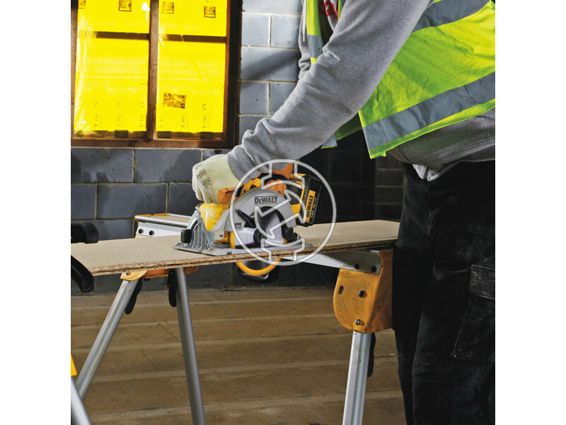 DCS391M2 dewalt_dcs391m2_akkus_180v_premium_korfuresz_55mm_es_3