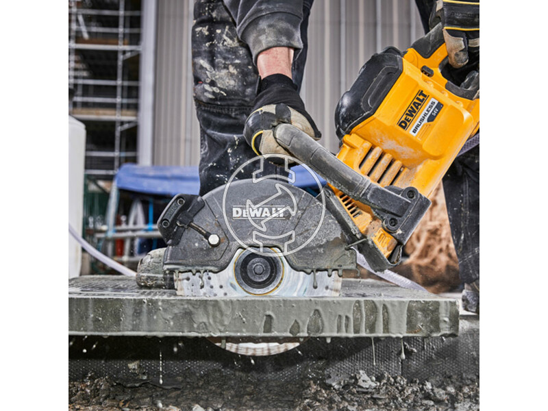 DCS690X2 dewalt_dcs690x2_qw_54v_xr_flexvolt_akkus_betonvago_5