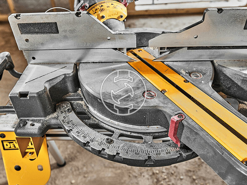 DeWalt DCS781N-XJ akkus gérvágó (akku és töltő nélkül)