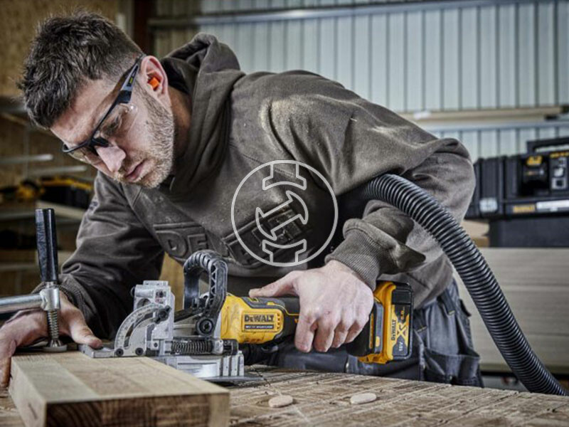 DeWalt DCW682NT-XJ akkus lapostiplimaró TSTAK kofferben (akku és töltő nélkül)