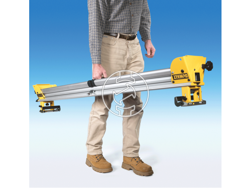 DE7023 dewalt_de7023_univerzalis_gerfuresz_allvany_7