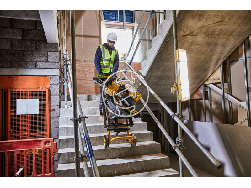 DE7260 dewalt_de7260_mitre_saw_folding_rolling_stand_3