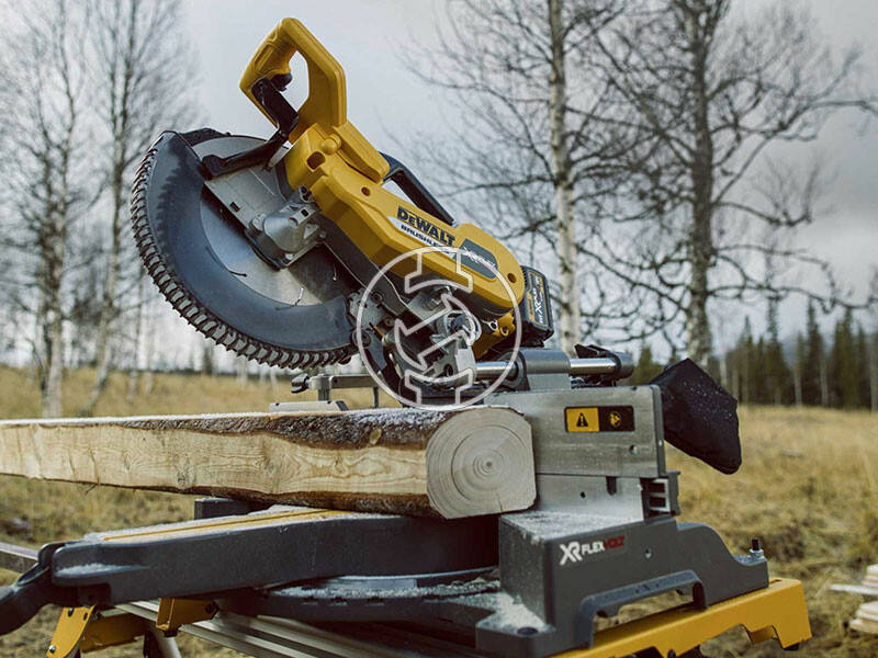 DeWalt DHS780T2A-QW akkus gérvágó