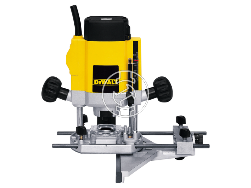 DW615 dewalt_dw615_felsomaro_8mm_900w_el_0