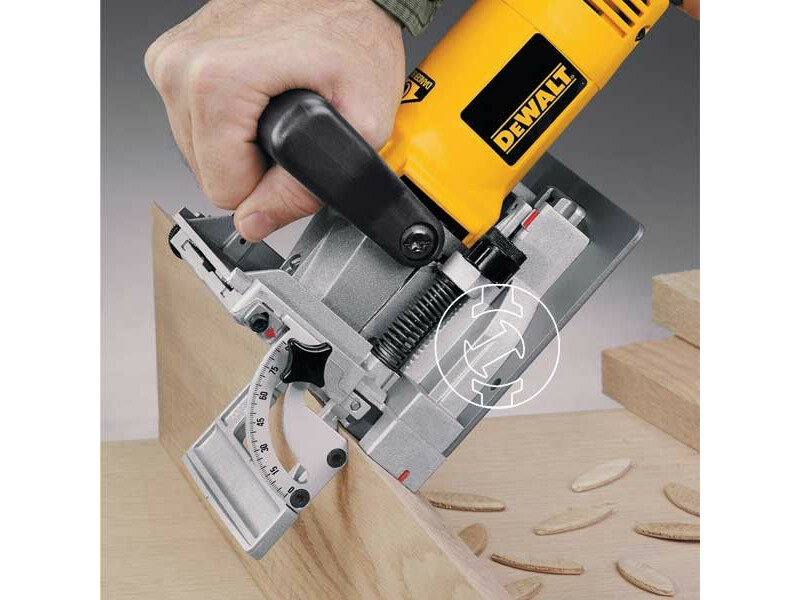DeWalt DW682K-QS