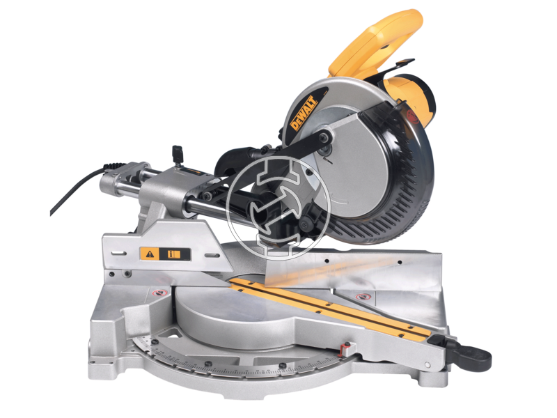 DW712 dewalt_dw712_gerfuresz_kihuzhato_atm216mm_1800w_1