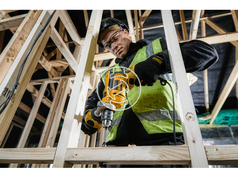 DWD024K dewalt_dwd024k_13mm_percussion_drill_1