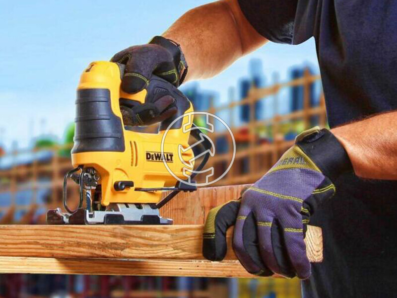 DeWalt DWE349-QS 650W elektromos dekopírfűrész