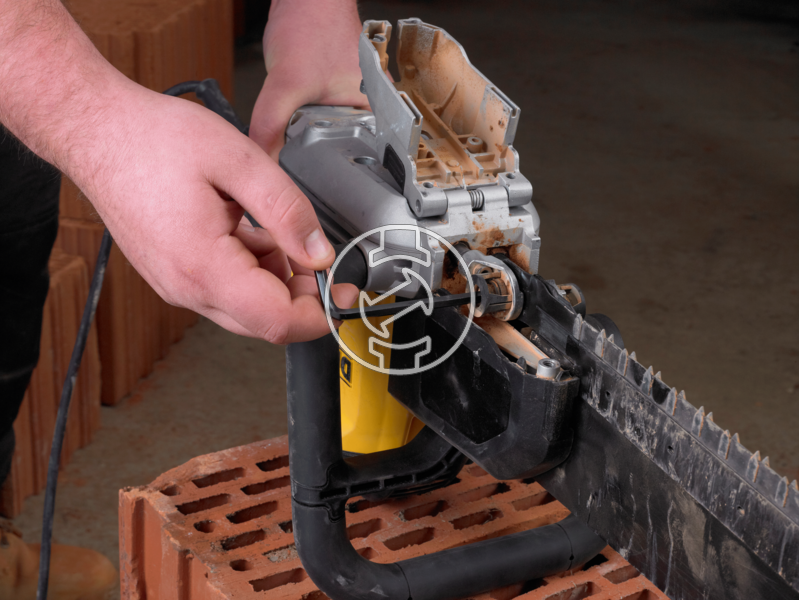 DWE396 dewalt_dwe396_alligator_furesz_1600w_300mm_12_es_po_1