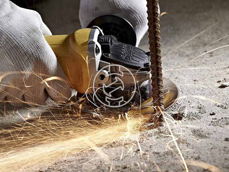 DeWalt DWE4156KD-QS elektromos sarokcsiszoló