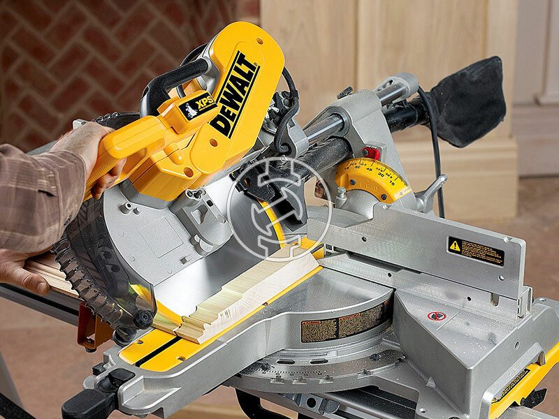 DeWalt DWS780SET gérvágó