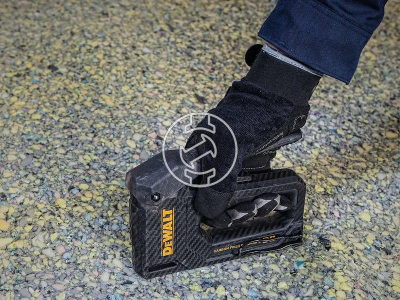 Kép: DeWalt Kezi tuzogep szenszalas kompozit haz_3.webp
