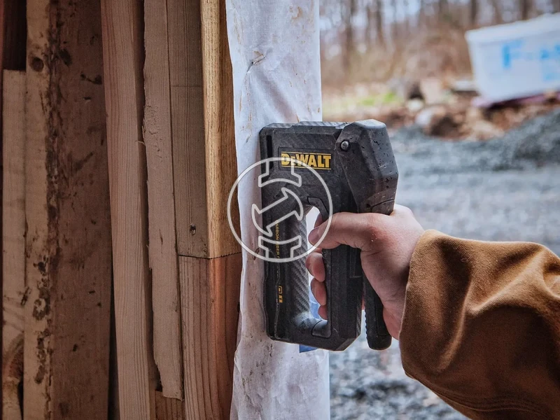 Kép: DeWalt Kezi tuzogep szenszalas kompozit haz_5.webp