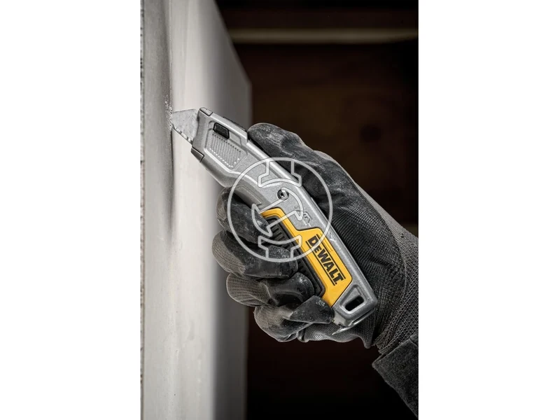 Kép: DeWalt Osszecsukhato kes_7.webp