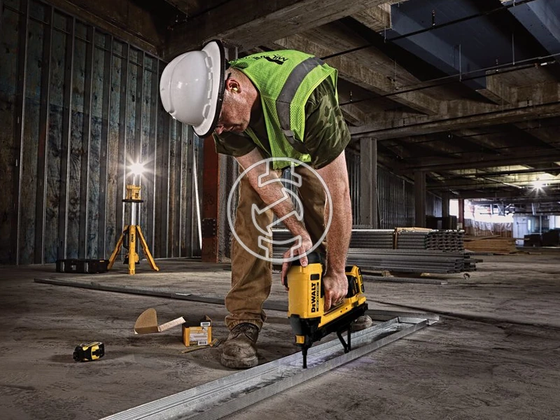 DeWalt DGN845N akkus gázpatronos betonszegező