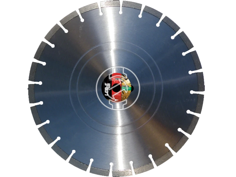 Diatech LCQ650E10 650x4,5x60/30 mm gyémánt vágótárcsa