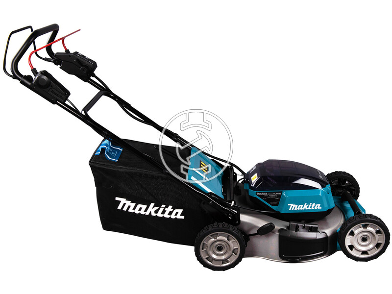 Makita DLM532PT4 akkus önjáró fűnyíró