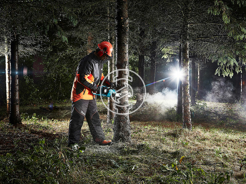 Makita DUC353Z akkus láncfűrész akku és töltő nélkül