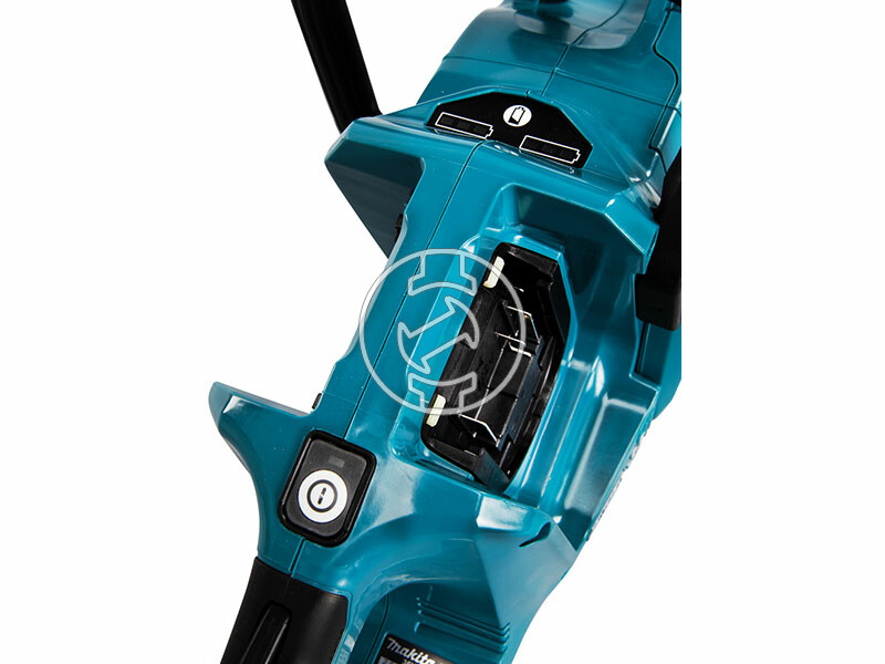 Makita DUC353PT2 akkus láncfűrész