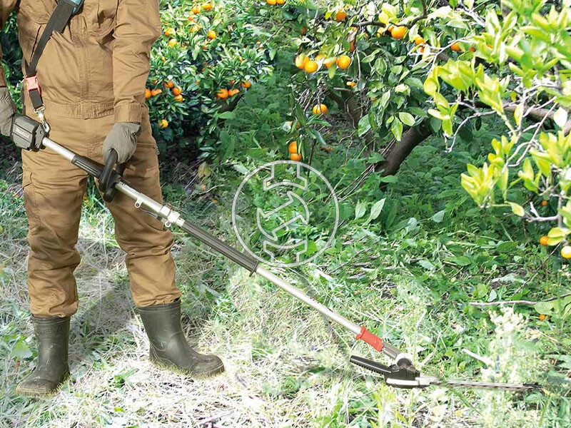 EN422MP 250 mm 180° forgatható sövényvágó feltét DUX/UX
