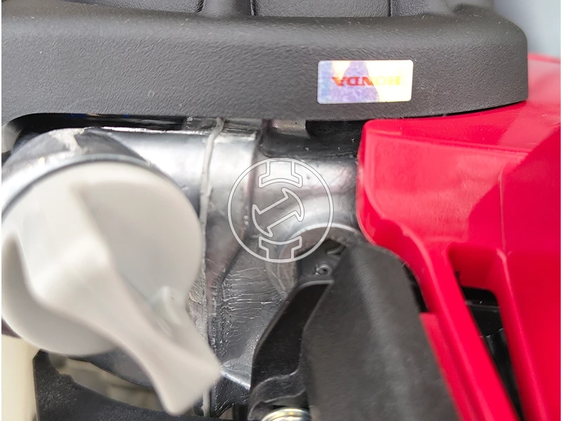 AGT HONDA GX50 benzin motoros függőleges földfúró (értékcsökkent)