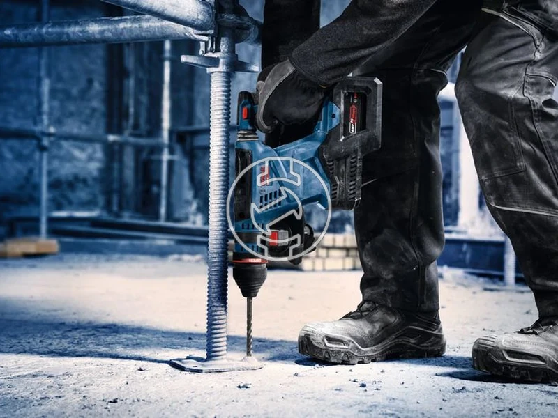 Kép: EXBH18V-32F furokalapacs akku es tolto nelkul kartondobozban.webp