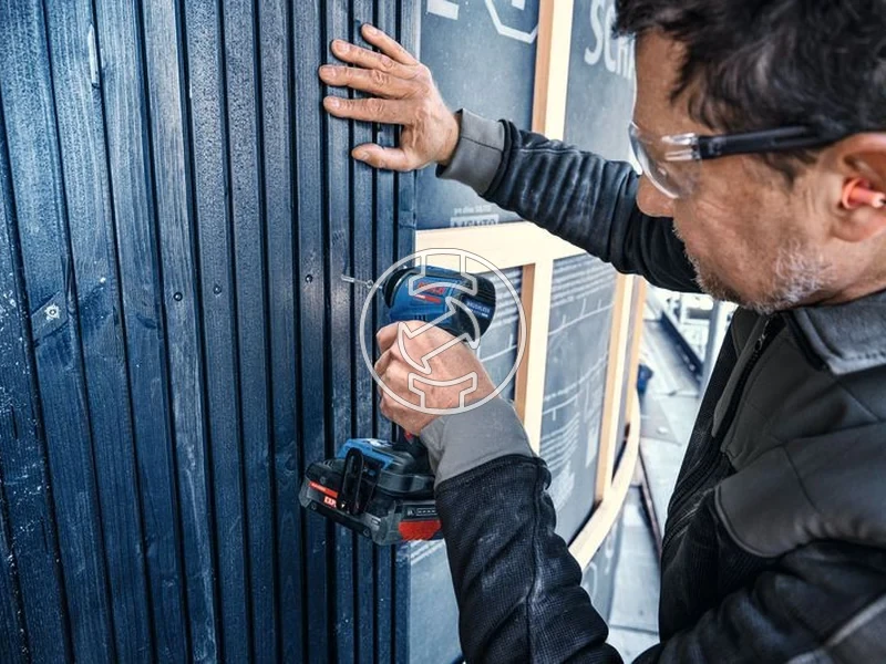 Kép: EXDR18V-230 akkus utvecsavarozo akku es tolto nelkul L-Boxx-ban.webp